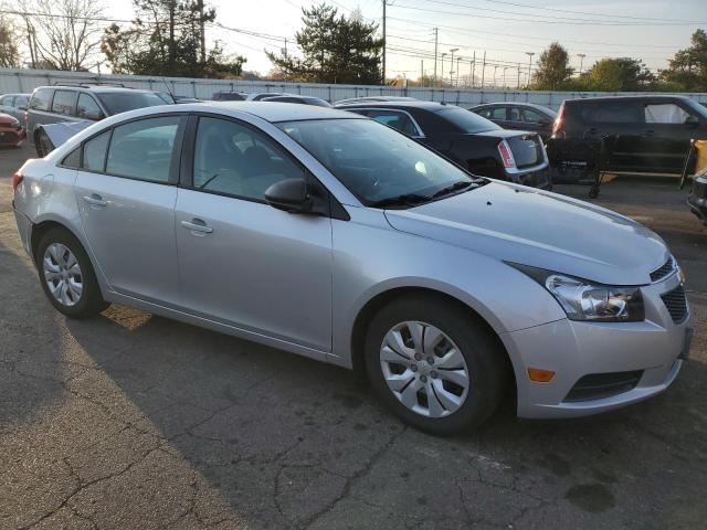 Photo 3 VIN: 1G1PA5SH9D7236454 - CHEVROLET CRUZE LS 