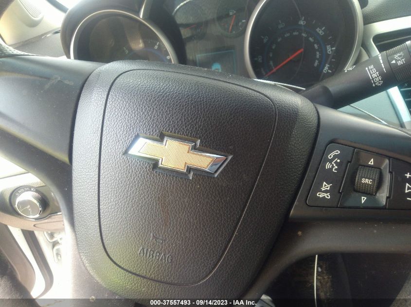 Photo 5 VIN: 1G1PA5SH9D7281250 - CHEVROLET CRUZE 