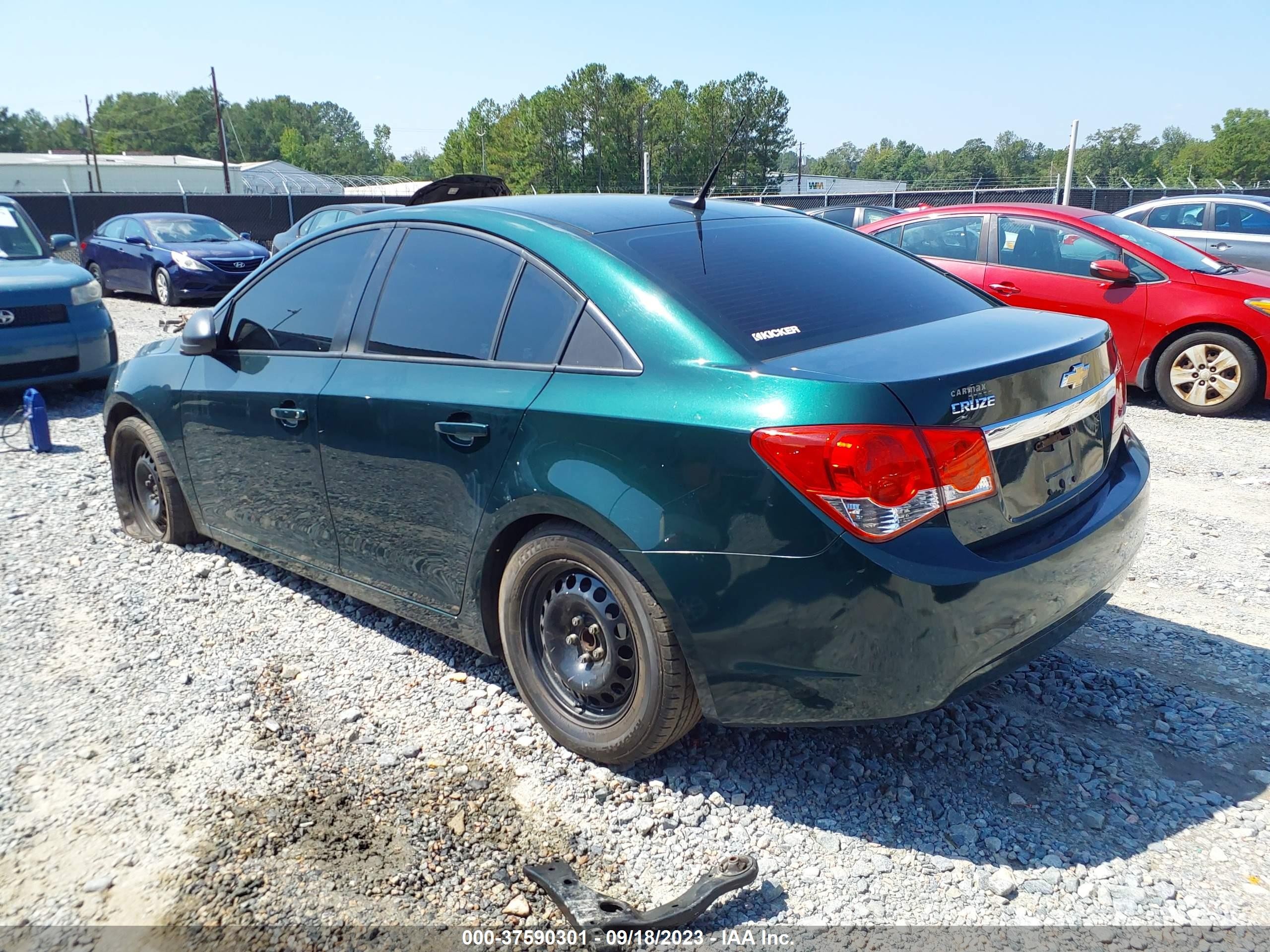 Photo 2 VIN: 1G1PA5SHXE7123842 - CHEVROLET CRUZE 