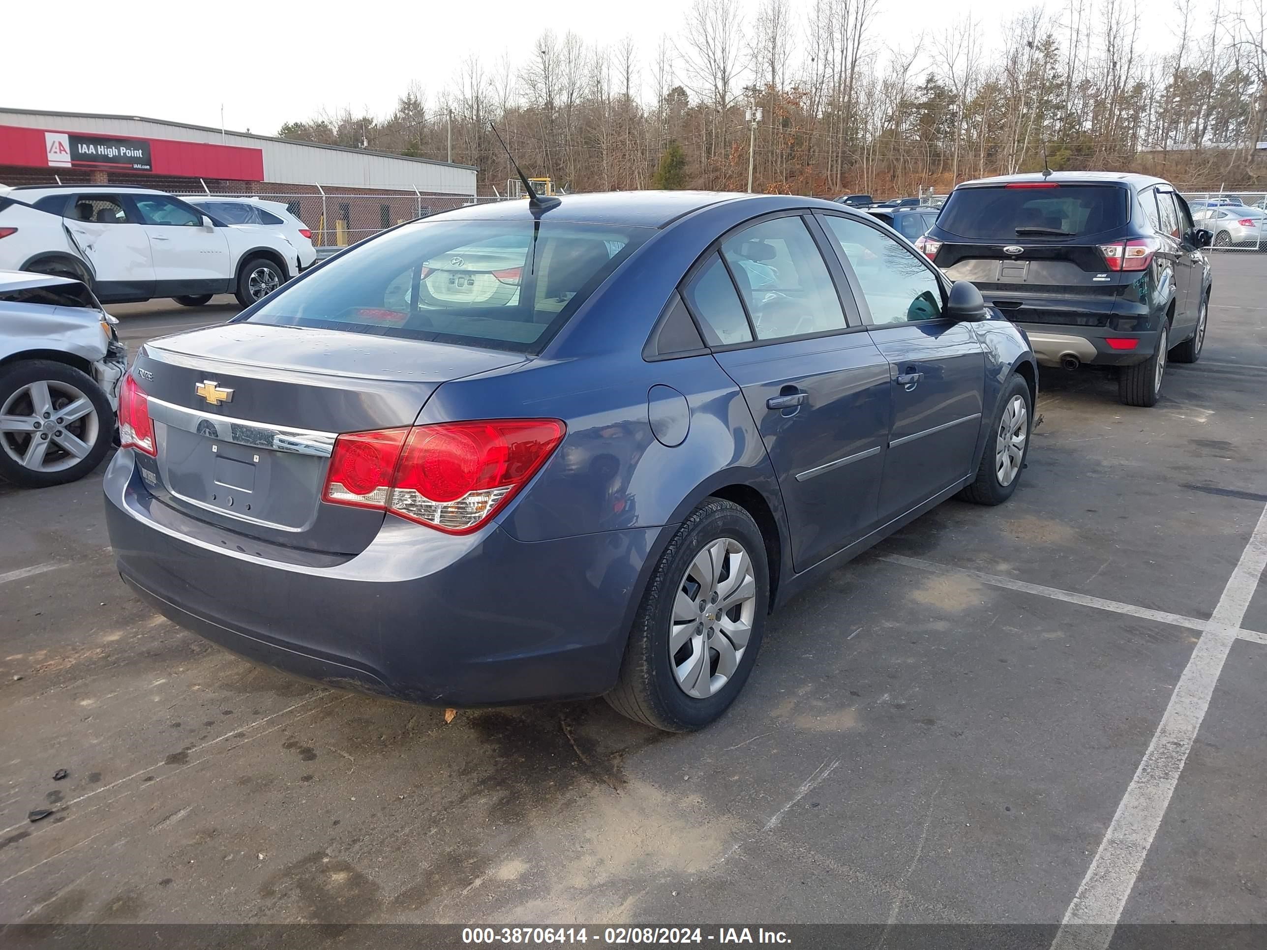 Photo 3 VIN: 1G1PA5SHXE7152614 - CHEVROLET CRUZE 