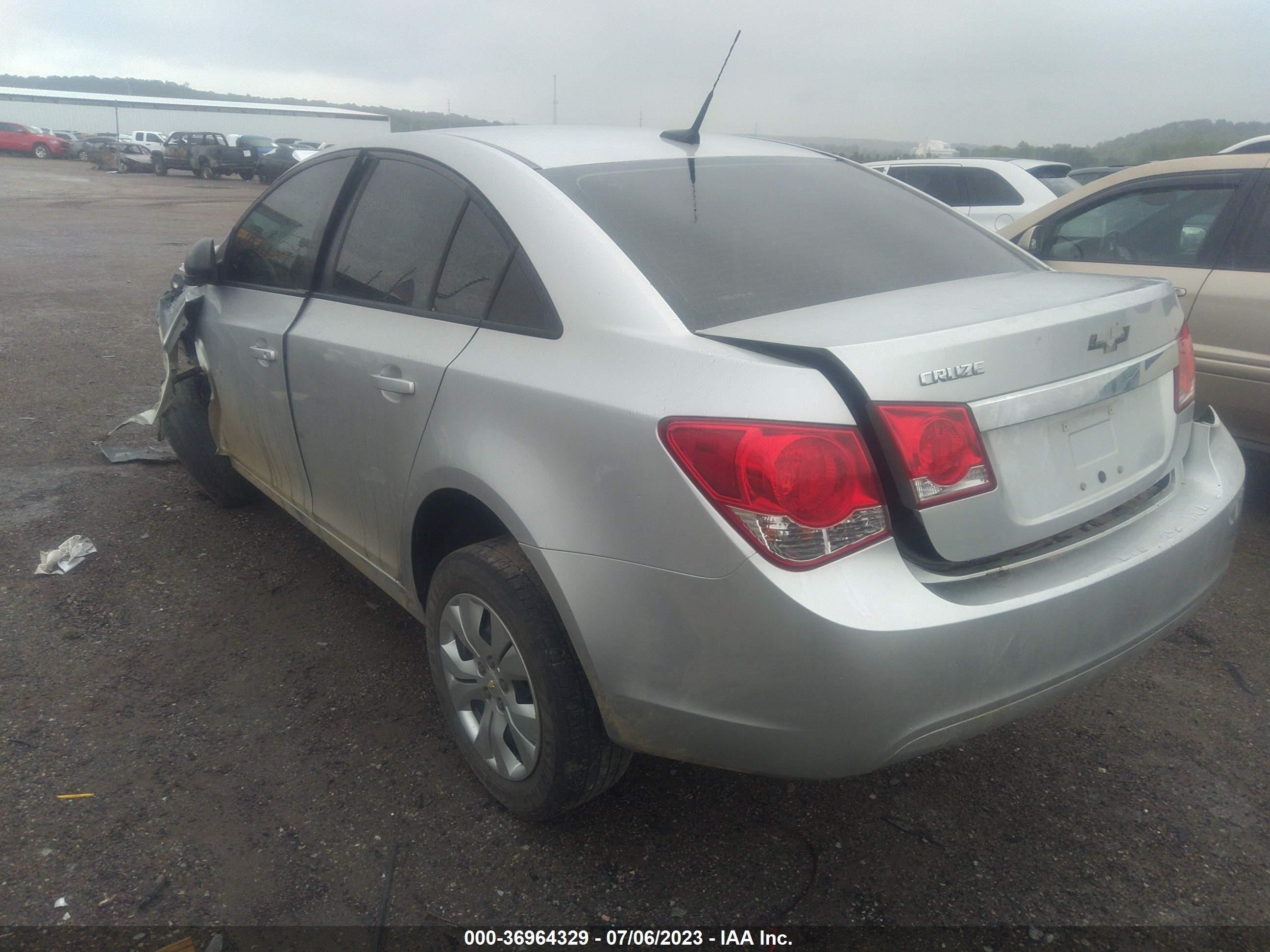 Photo 2 VIN: 1G1PB5SHXE7102972 - CHEVROLET CRUZE 