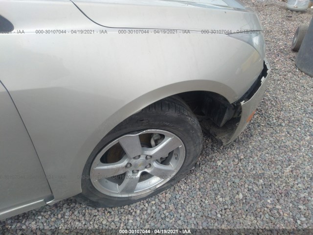 Photo 5 VIN: 1G1PC5SB0E7180475 - CHEVROLET CRUZE 