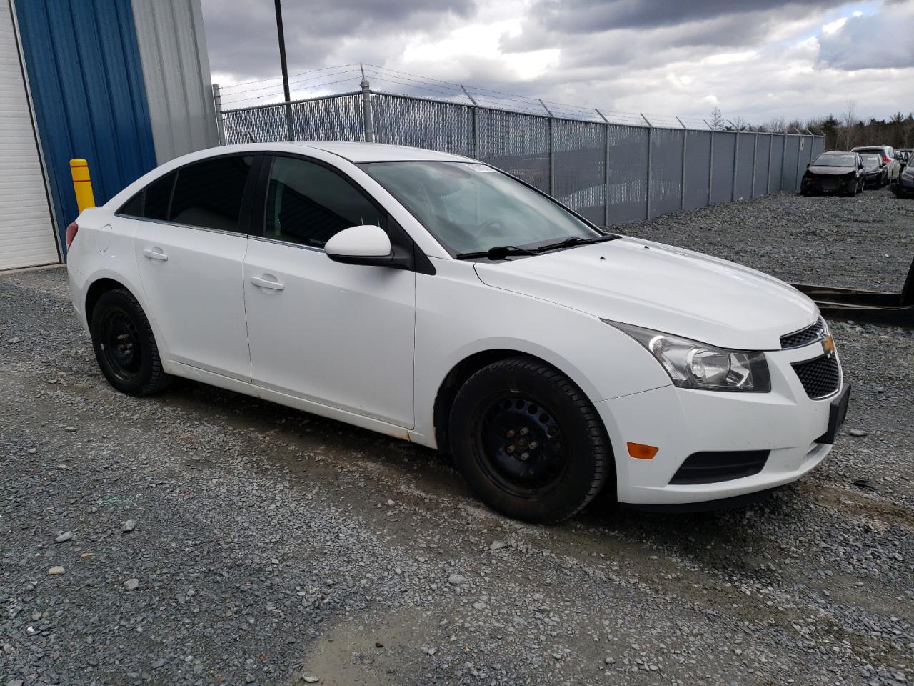 Photo 3 VIN: 1G1PC5SB0E7203222 - CHEVROLET CRUZE 