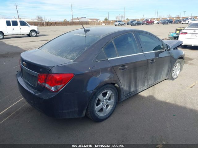 Photo 3 VIN: 1G1PC5SB0E7386475 - CHEVROLET CRUZE 