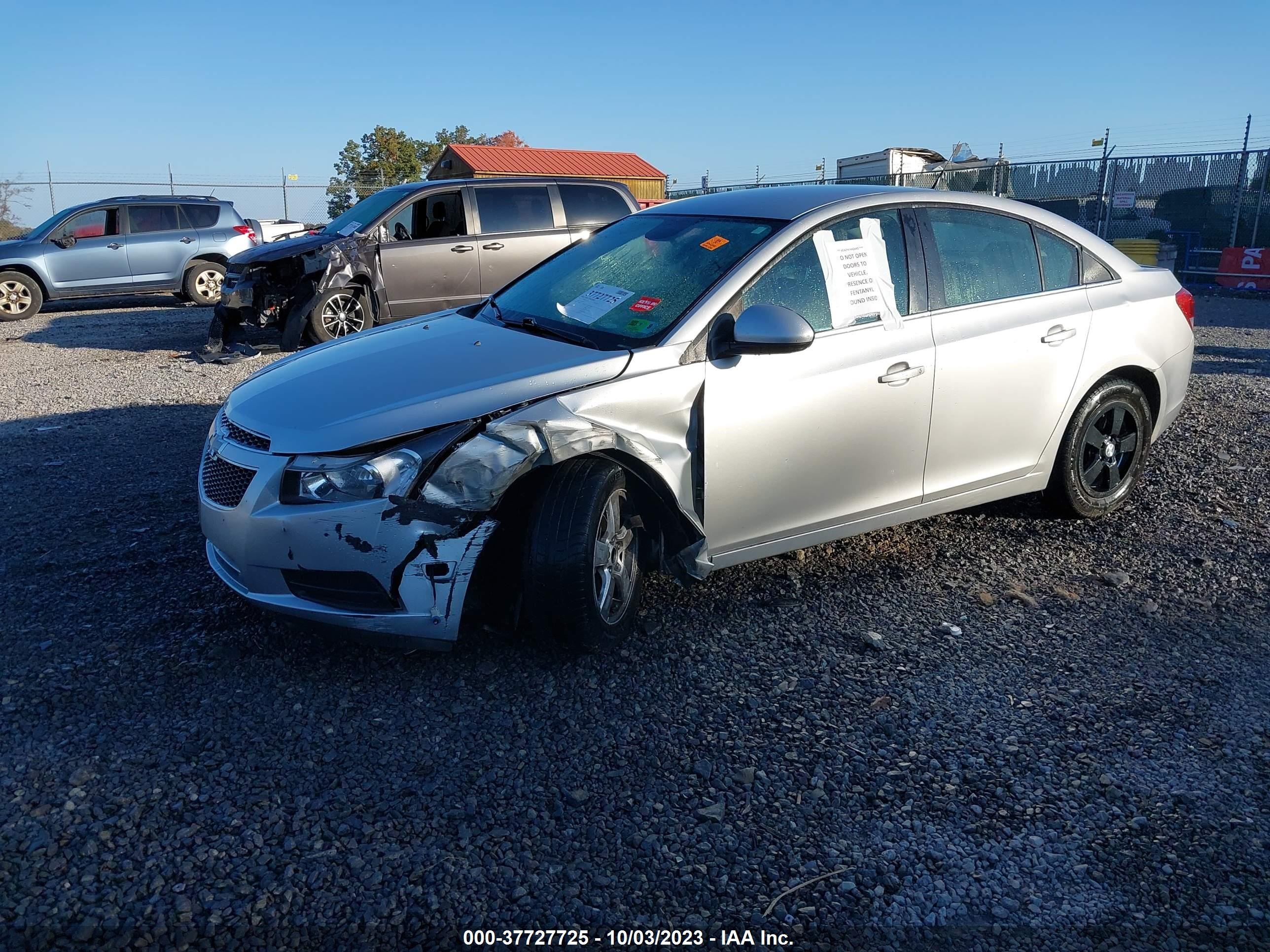 Photo 1 VIN: 1G1PC5SB0E7394141 - CHEVROLET CRUZE 