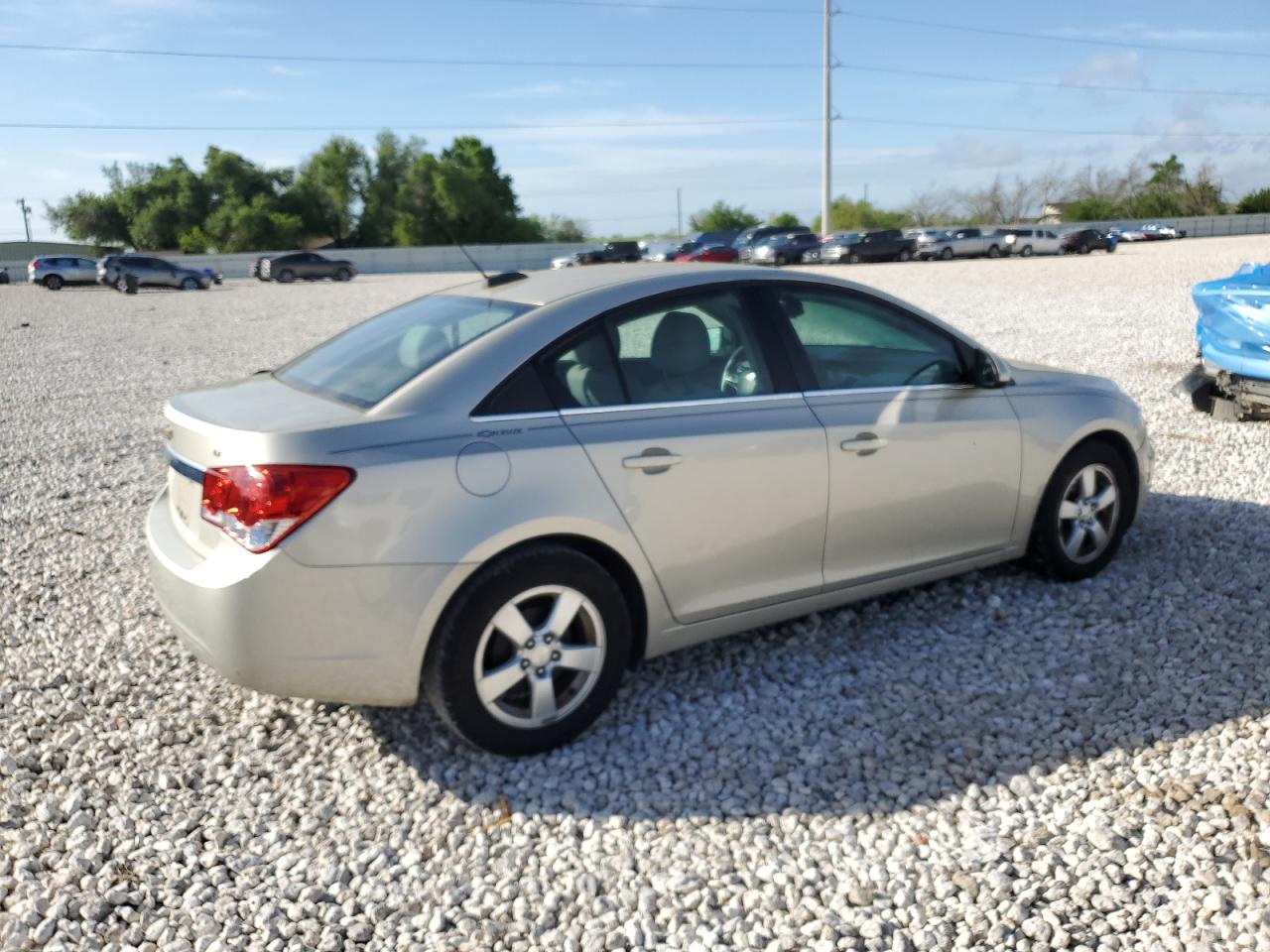 Photo 2 VIN: 1G1PC5SB0F7241289 - CHEVROLET CRUZE 