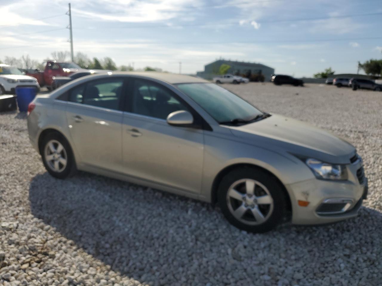 Photo 3 VIN: 1G1PC5SB0F7241289 - CHEVROLET CRUZE 