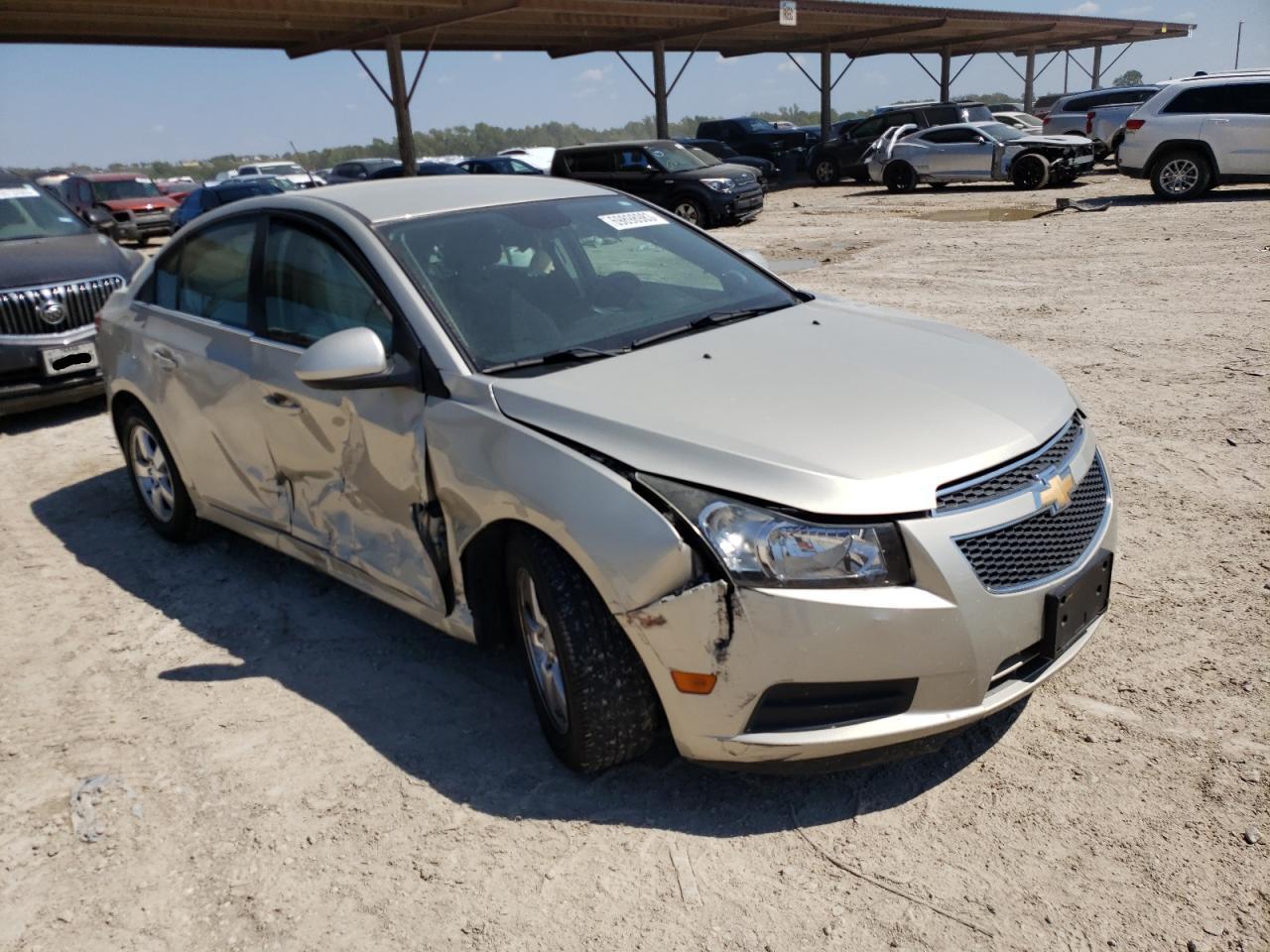 Photo 3 VIN: 1G1PC5SB1D7142137 - CHEVROLET CRUZE 