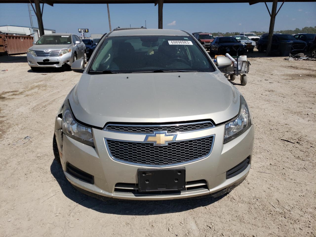 Photo 4 VIN: 1G1PC5SB1D7142137 - CHEVROLET CRUZE 