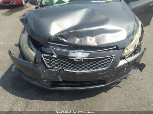 Photo 5 VIN: 1G1PC5SB1D7202613 - CHEVROLET CRUZE 