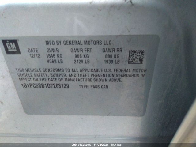 Photo 8 VIN: 1G1PC5SB1D7203129 - CHEVROLET CRUZE 