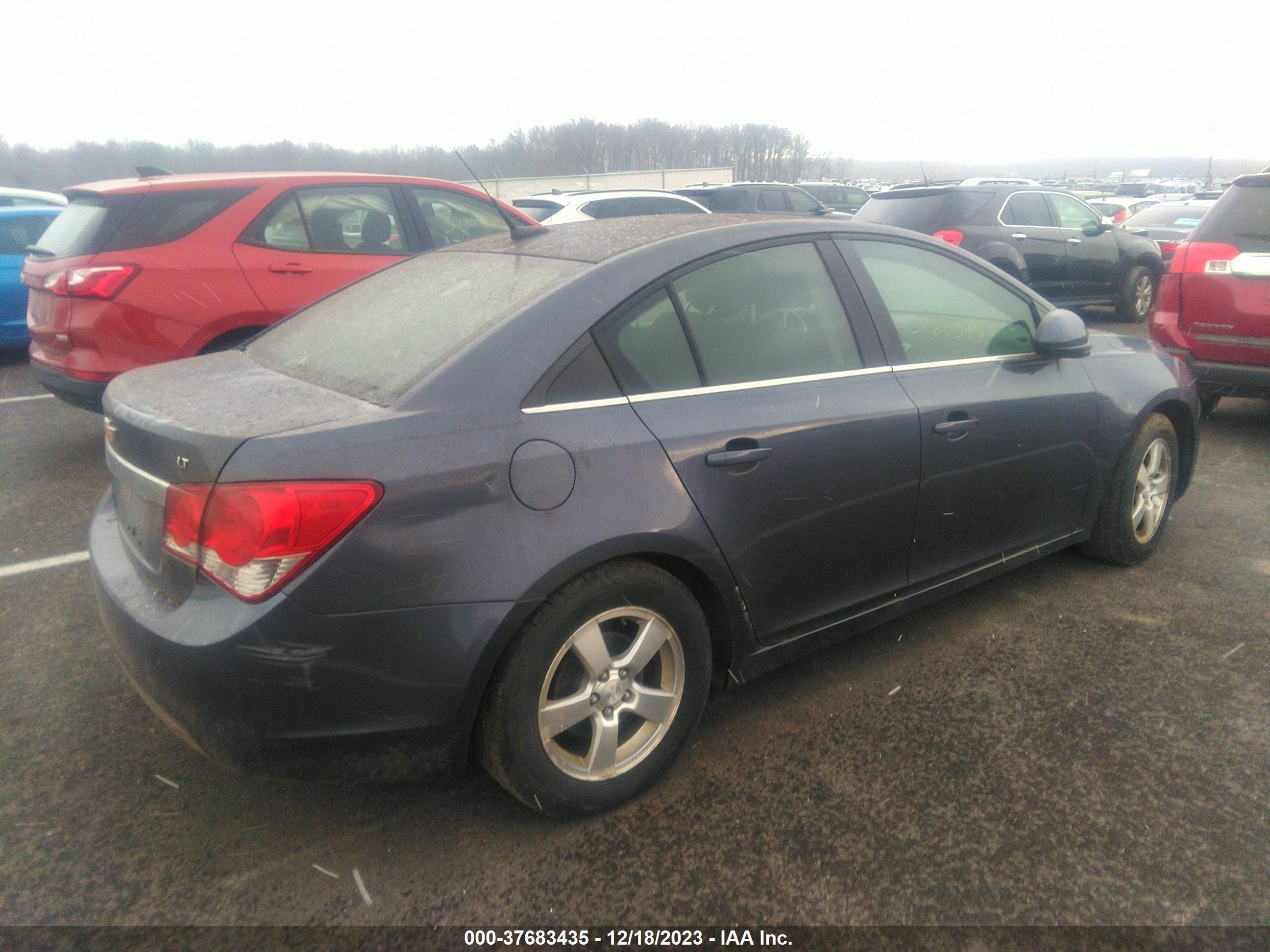 Photo 3 VIN: 1G1PC5SB1D7247597 - CHEVROLET CRUZE 