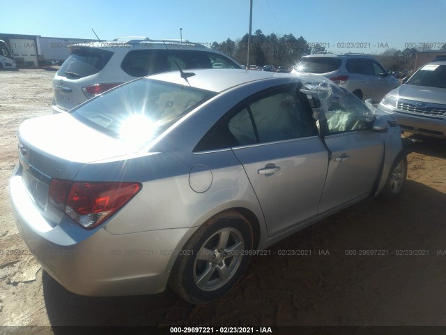 Photo 3 VIN: 1G1PC5SB1D7300945 - CHEVROLET CRUZE 