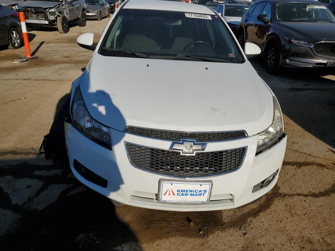 Photo 4 VIN: 1G1PC5SB1E7190092 - CHEVROLET CRUZE 