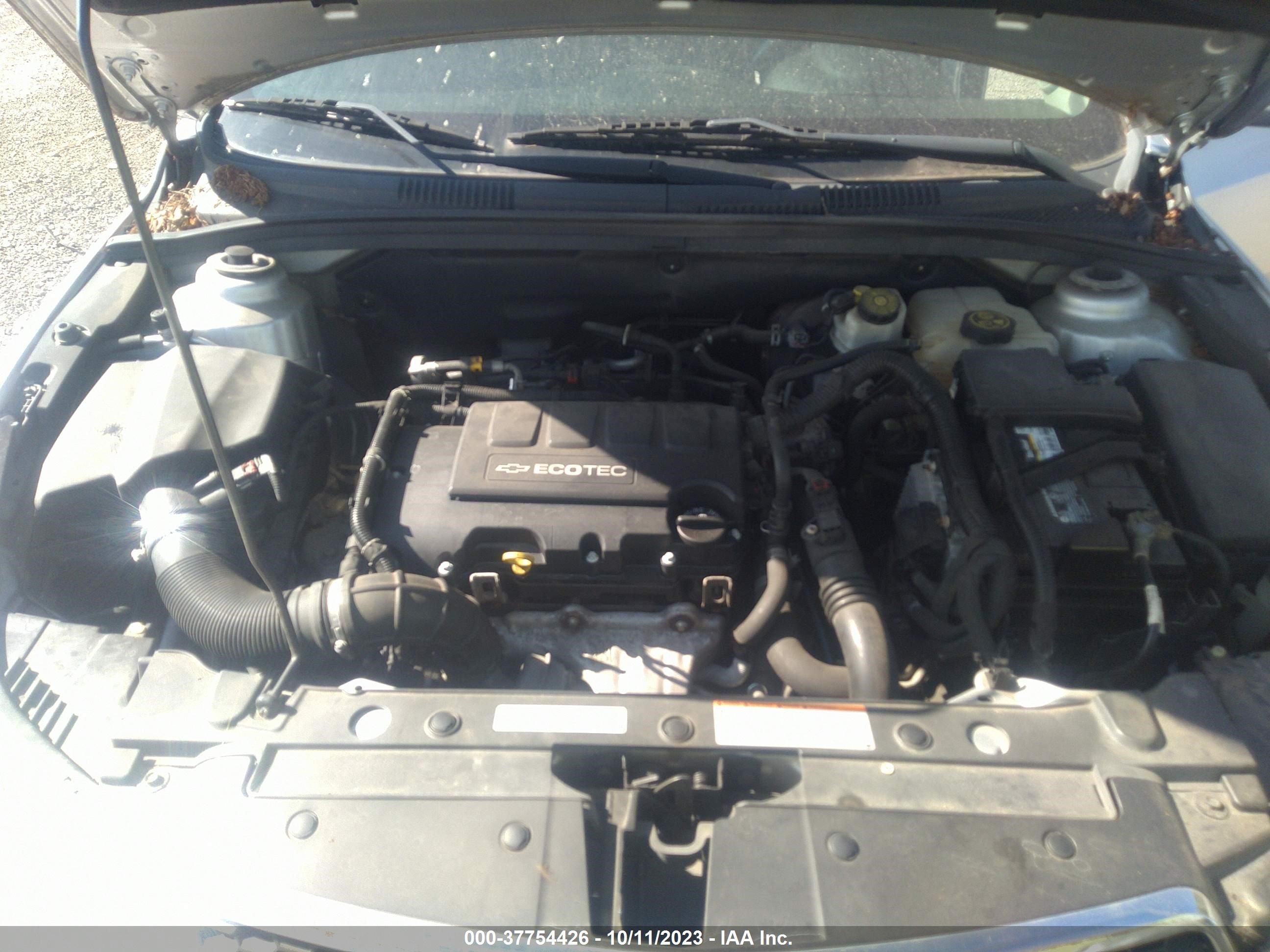 Photo 9 VIN: 1G1PC5SB1E7205495 - CHEVROLET CRUZE 