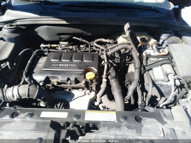 Photo 9 VIN: 1G1PC5SB1E7217758 - CHEVROLET CRUZE 