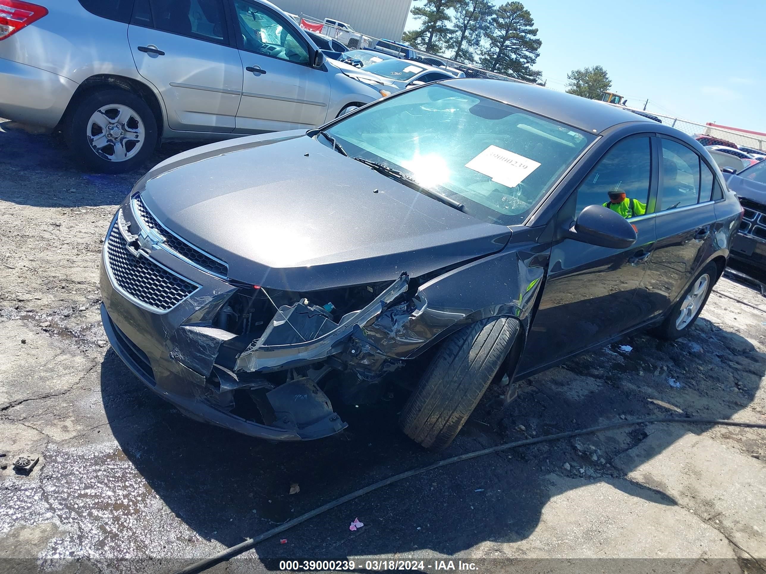 Photo 1 VIN: 1G1PC5SB1E7238691 - CHEVROLET CRUZE 