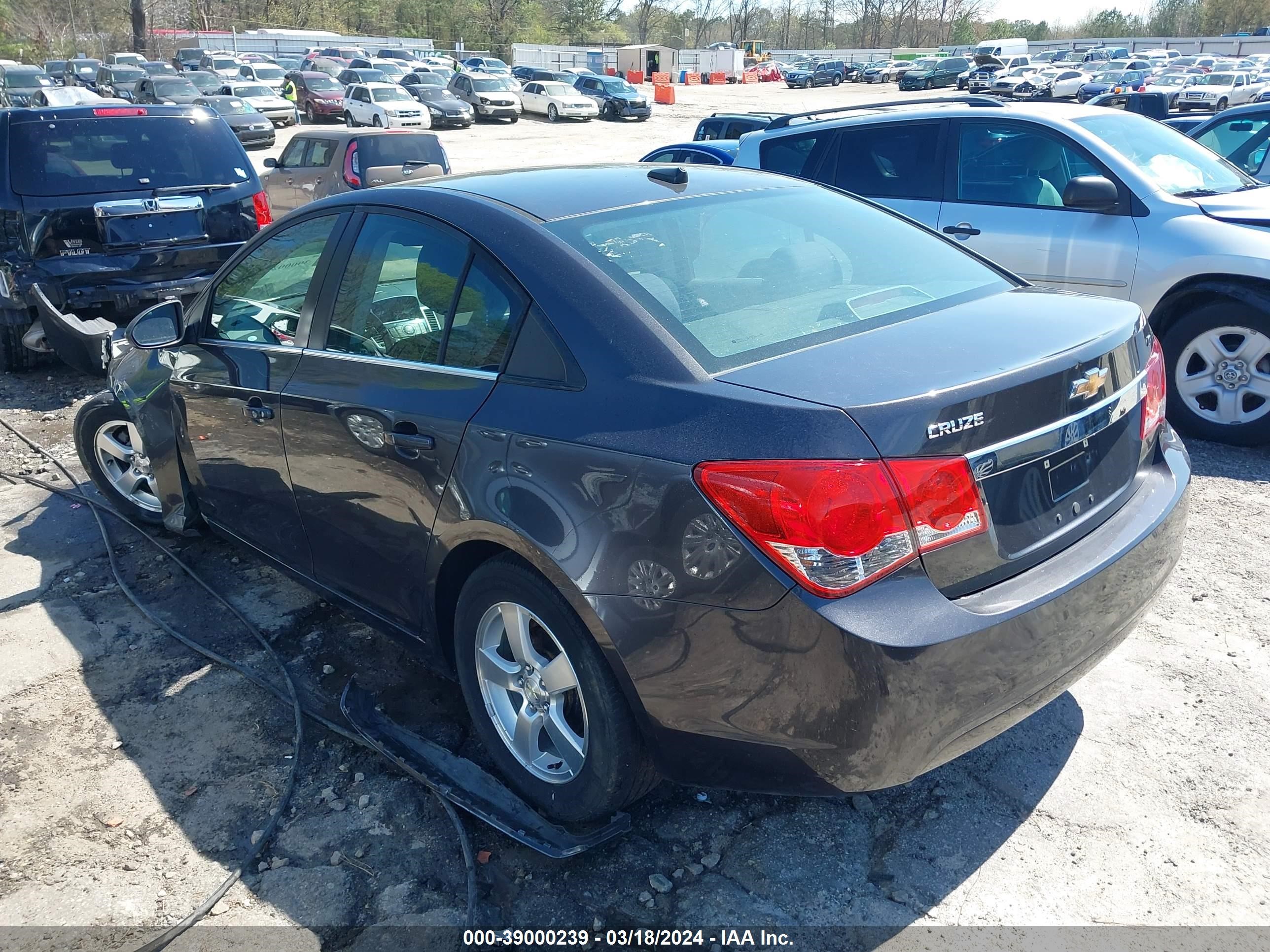 Photo 2 VIN: 1G1PC5SB1E7238691 - CHEVROLET CRUZE 