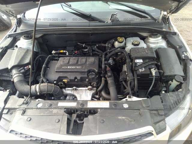 Photo 9 VIN: 1G1PC5SB1E7360838 - CHEVROLET CRUZE 