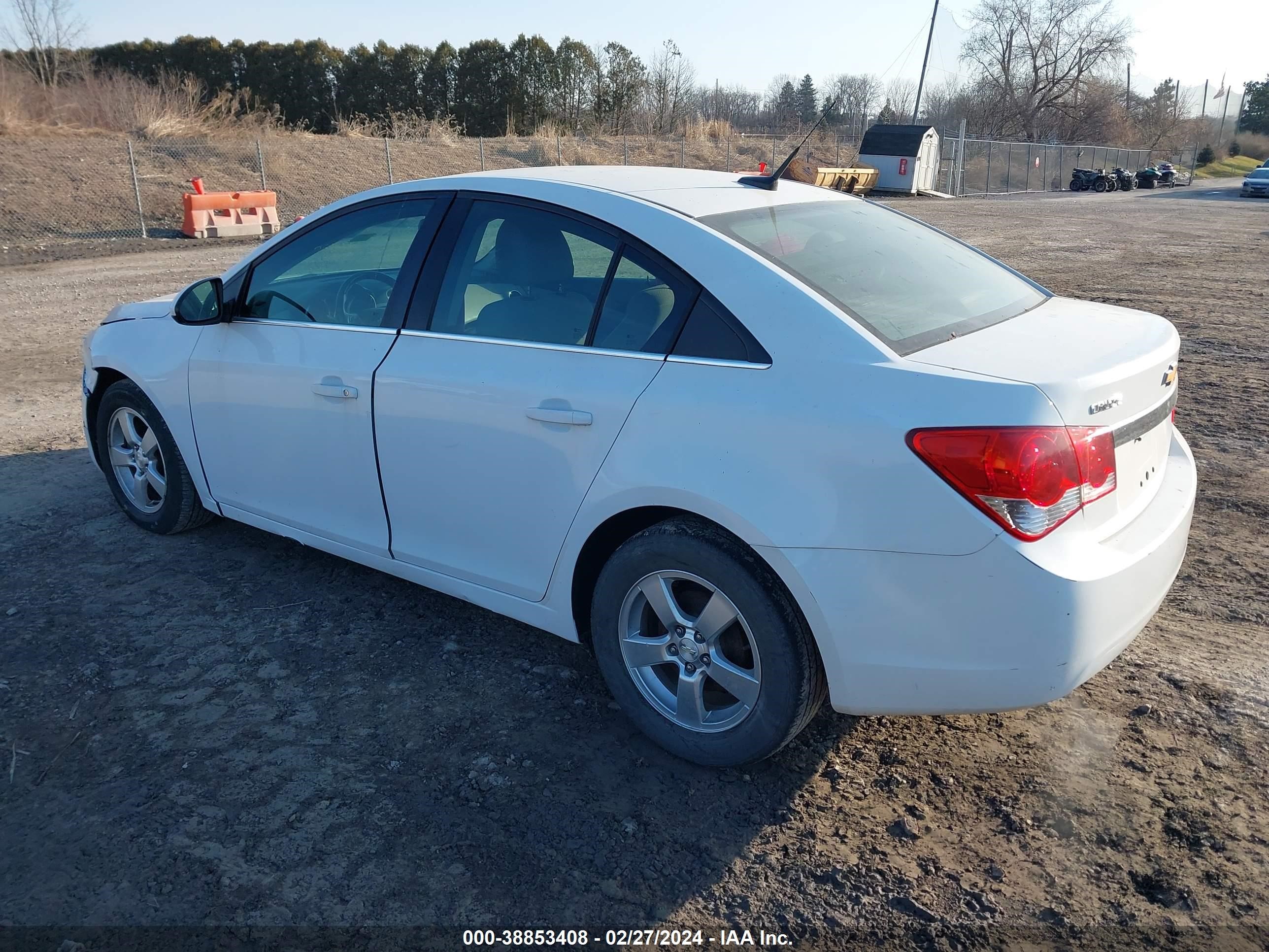 Photo 2 VIN: 1G1PC5SB1E7387375 - CHEVROLET CRUZE 