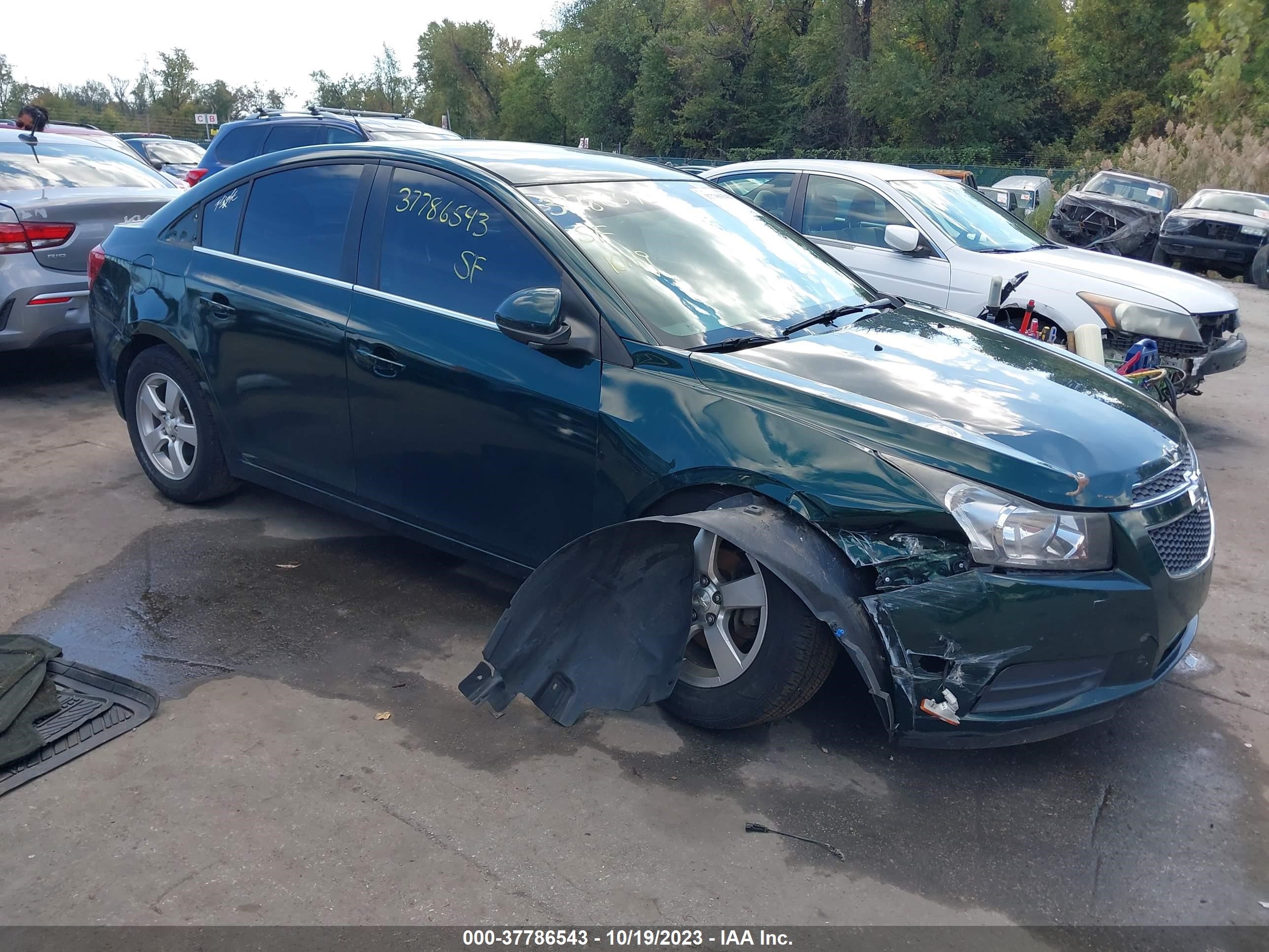 Photo 0 VIN: 1G1PC5SB1E7400044 - CHEVROLET CRUZE 