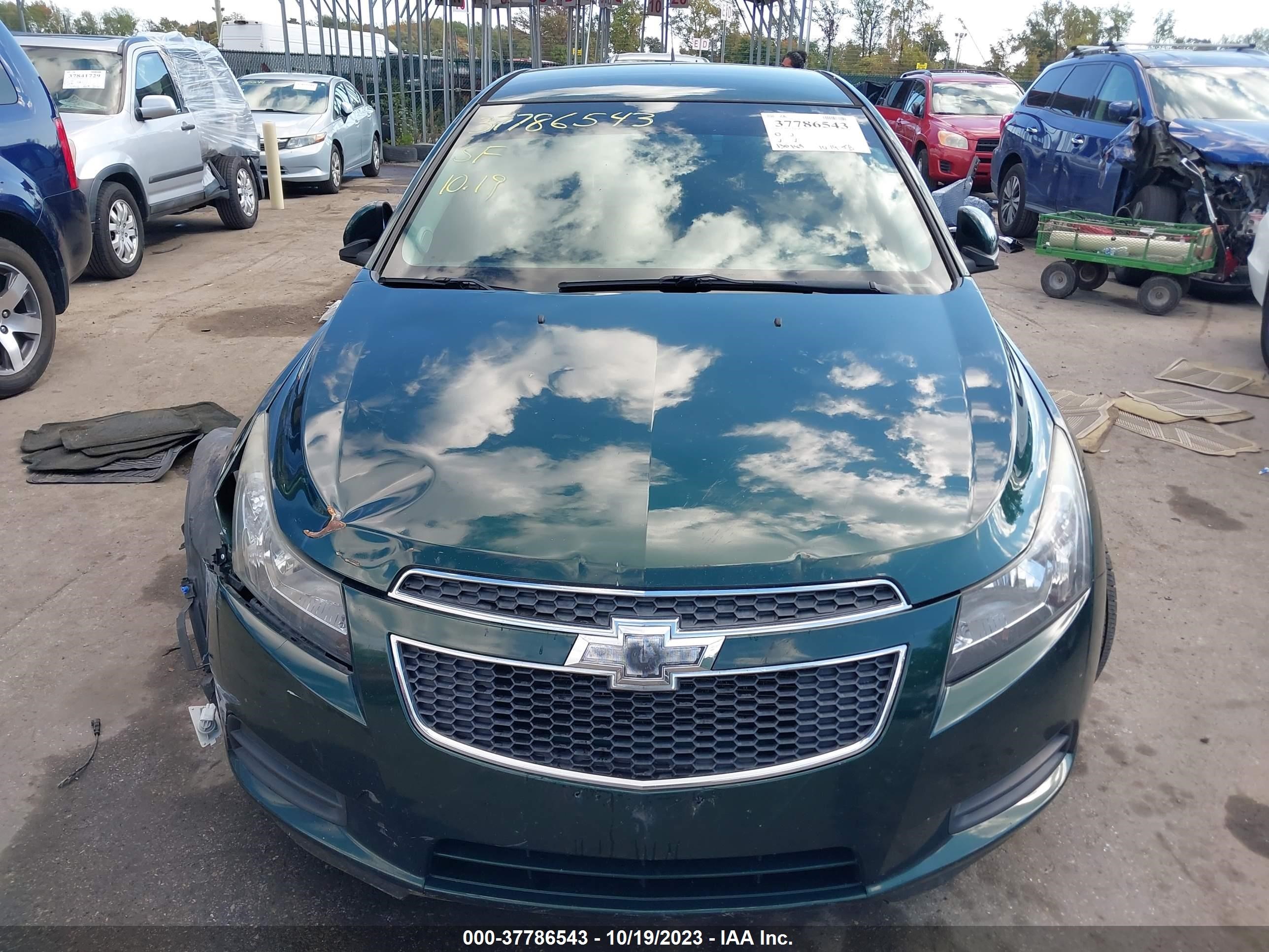 Photo 11 VIN: 1G1PC5SB1E7400044 - CHEVROLET CRUZE 