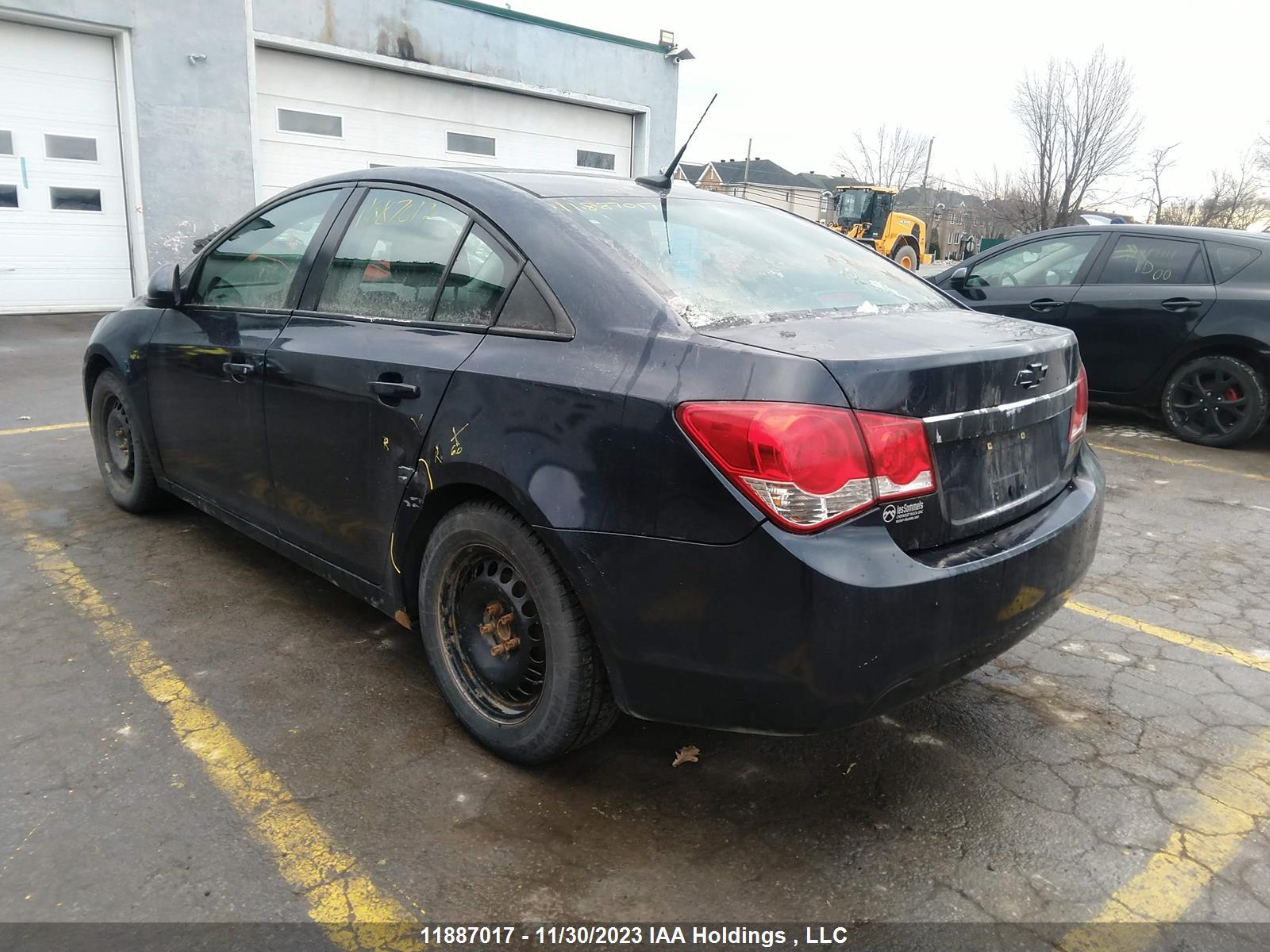 Photo 2 VIN: 1G1PC5SB1E7457568 - CHEVROLET CRUZE 