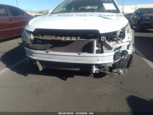 Photo 5 VIN: 1G1PC5SB1E7472474 - CHEVROLET CRUZE 