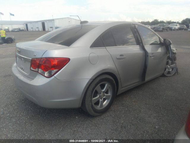 Photo 3 VIN: 1G1PC5SB1F7114051 - CHEVROLET CRUZE 