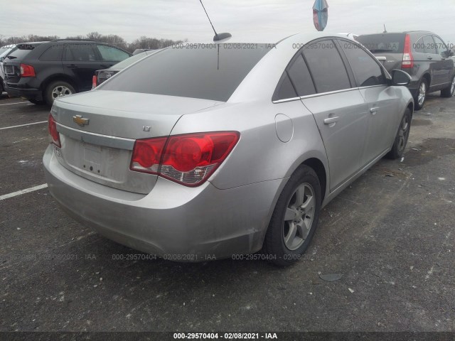 Photo 3 VIN: 1G1PC5SB1F7126099 - CHEVROLET CRUZE 