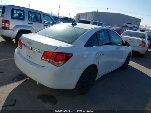 Photo 3 VIN: 1G1PC5SB1F7201660 - CHEVROLET CRUZE 