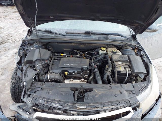 Photo 9 VIN: 1G1PC5SB1F7240068 - CHEVROLET CRUZE 