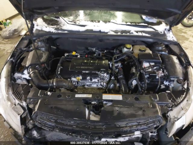 Photo 9 VIN: 1G1PC5SB1F7246047 - CHEVROLET CRUZE 