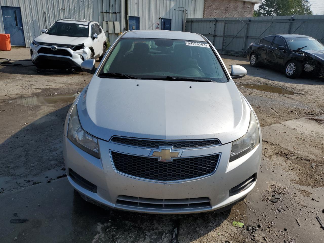 Photo 4 VIN: 1G1PC5SB2D7122088 - CHEVROLET CRUZE 