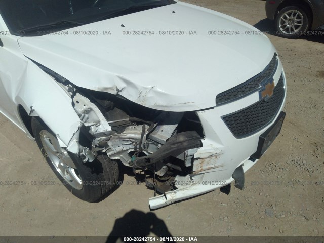 Photo 5 VIN: 1G1PC5SB2D7137741 - CHEVROLET CRUZE 