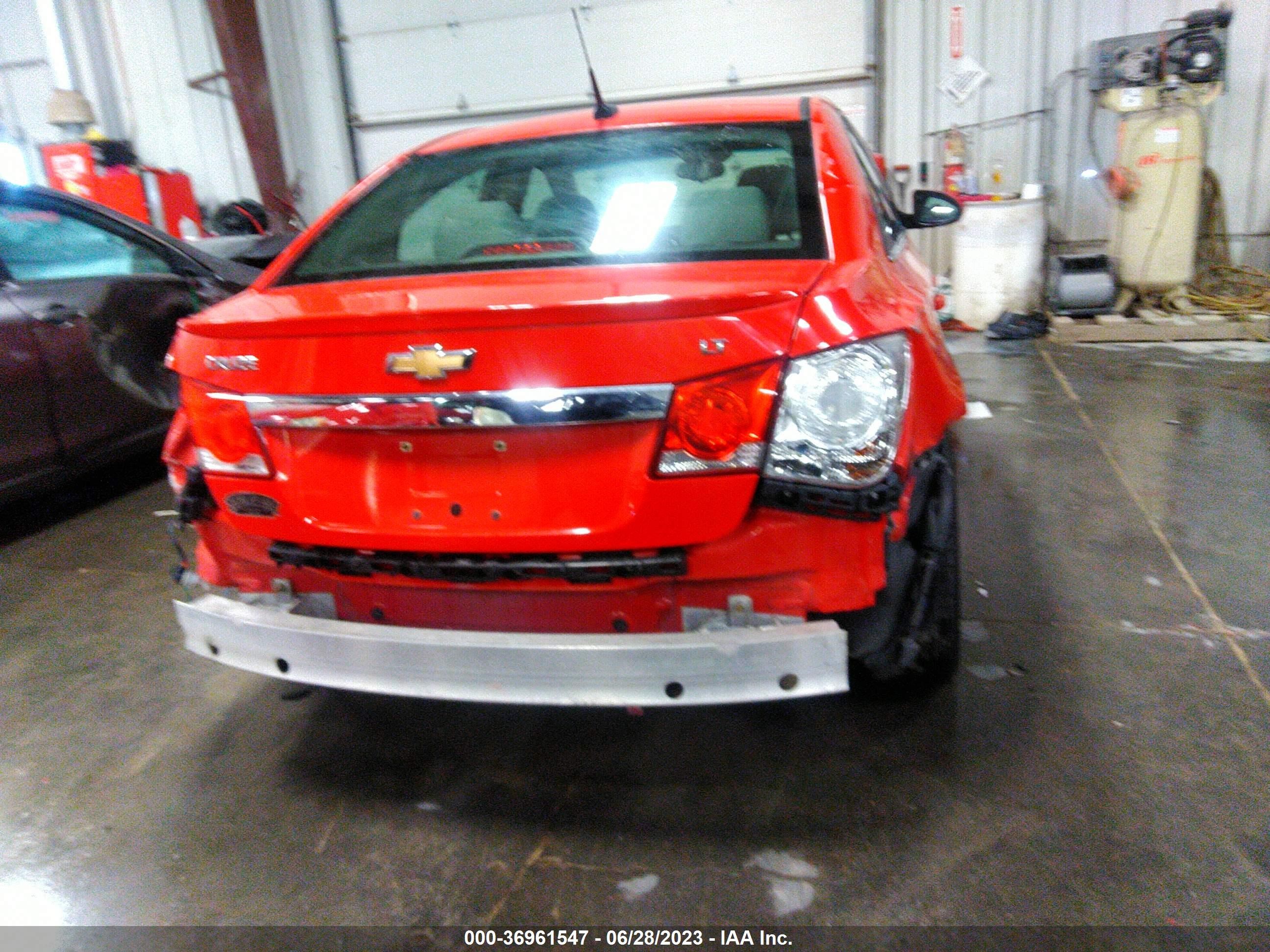 Photo 16 VIN: 1G1PC5SB2D7142227 - CHEVROLET CRUZE 