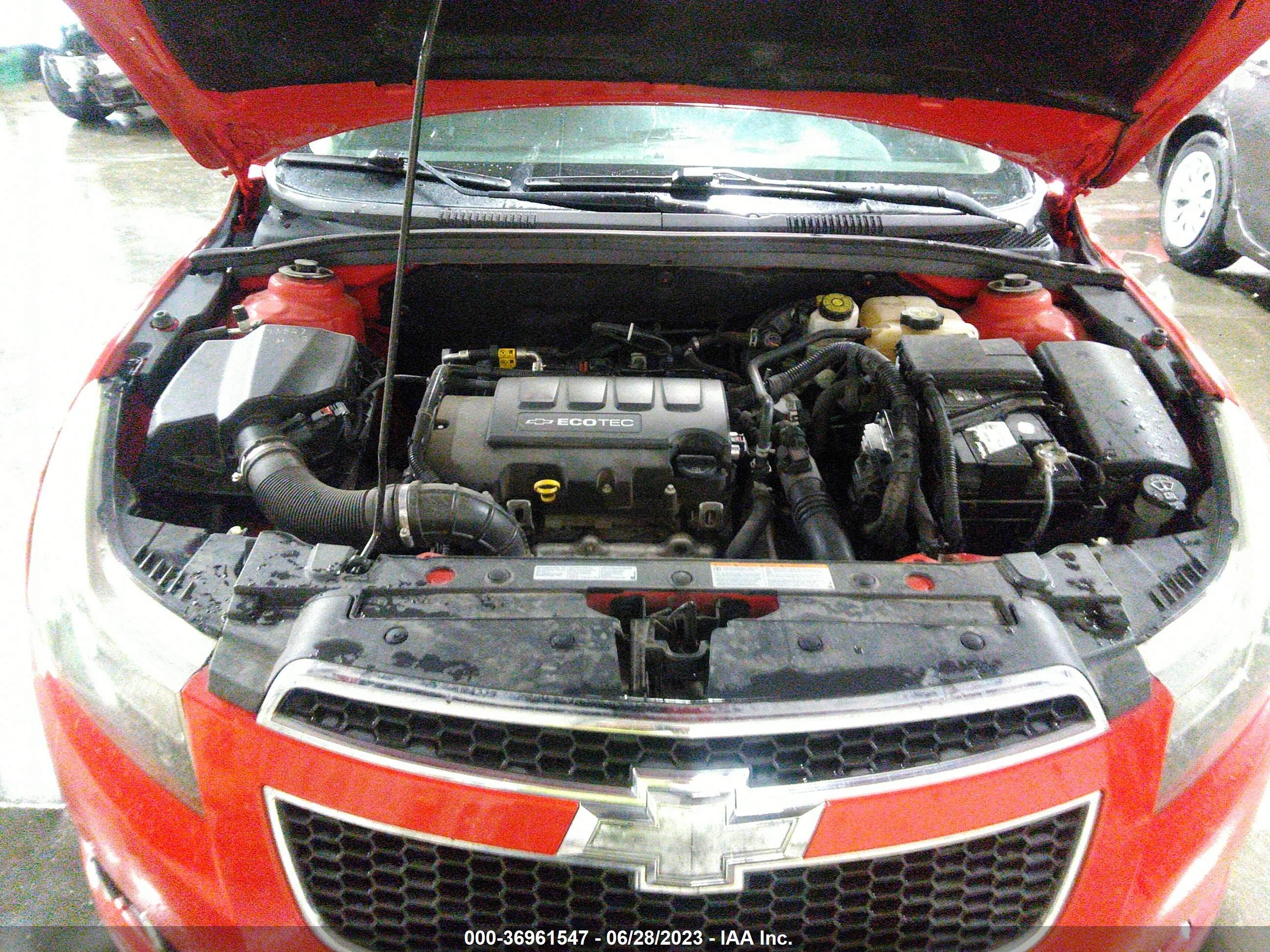 Photo 9 VIN: 1G1PC5SB2D7142227 - CHEVROLET CRUZE 