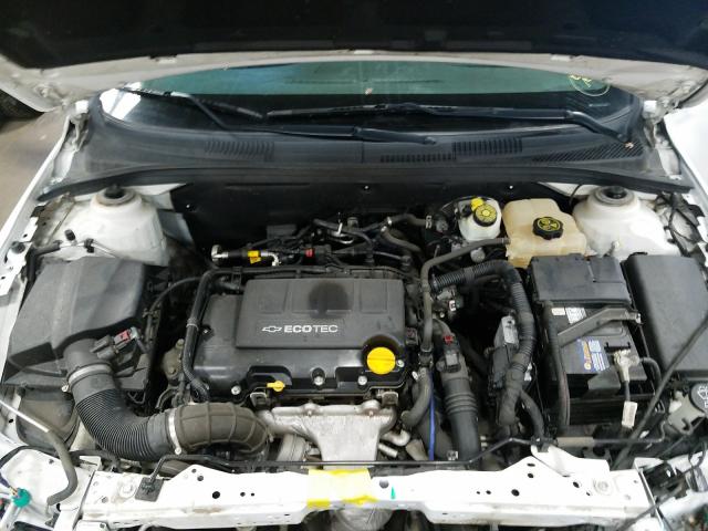 Photo 6 VIN: 1G1PC5SB2E7147851 - CHEVROLET CRUZE 