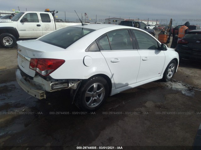 Photo 3 VIN: 1G1PC5SB2E7173060 - CHEVROLET CRUZE 