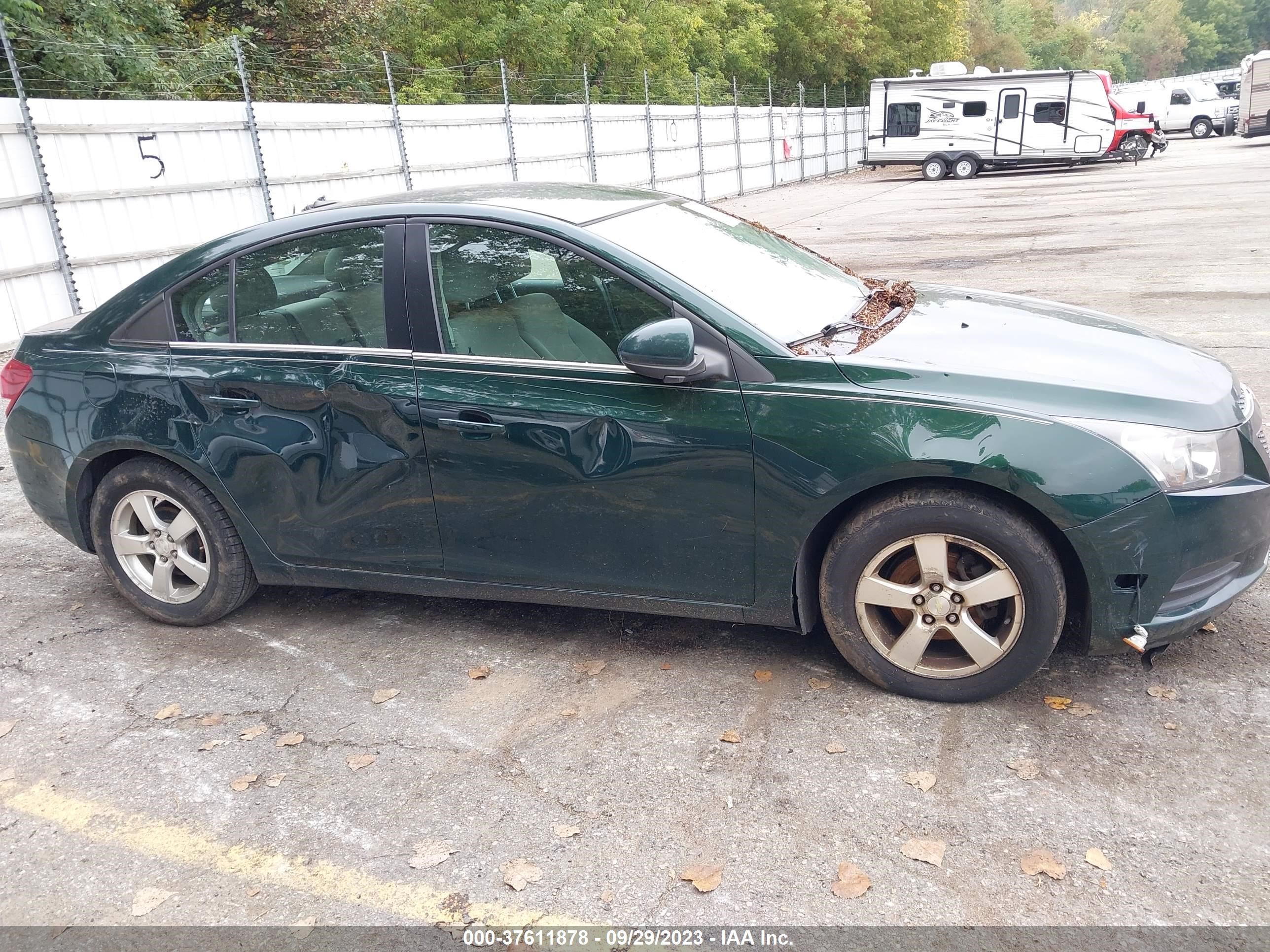 Photo 11 VIN: 1G1PC5SB2E7262594 - CHEVROLET CRUZE 