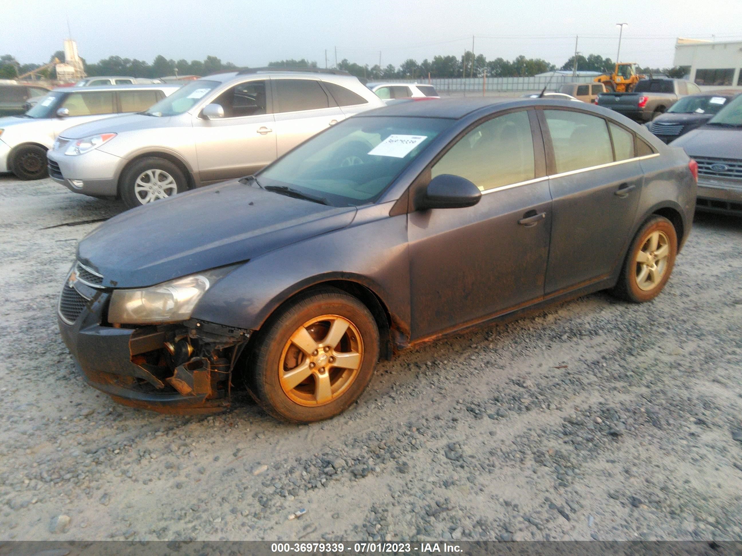 Photo 1 VIN: 1G1PC5SB2E7268010 - CHEVROLET CRUZE 