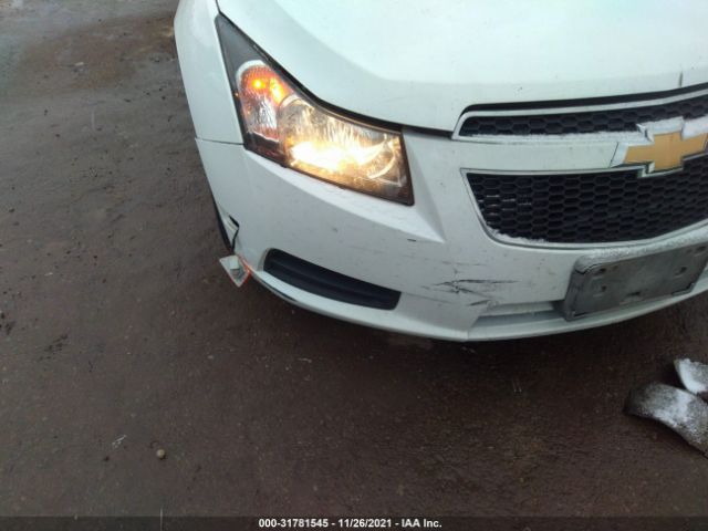 Photo 5 VIN: 1G1PC5SB2E7295997 - CHEVROLET CRUZE 