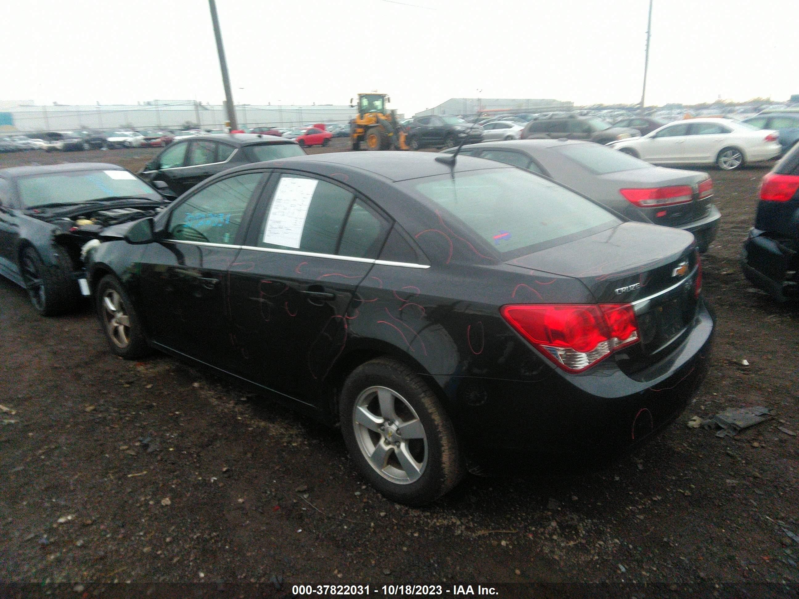 Photo 2 VIN: 1G1PC5SB2E7416575 - CHEVROLET CRUZE 