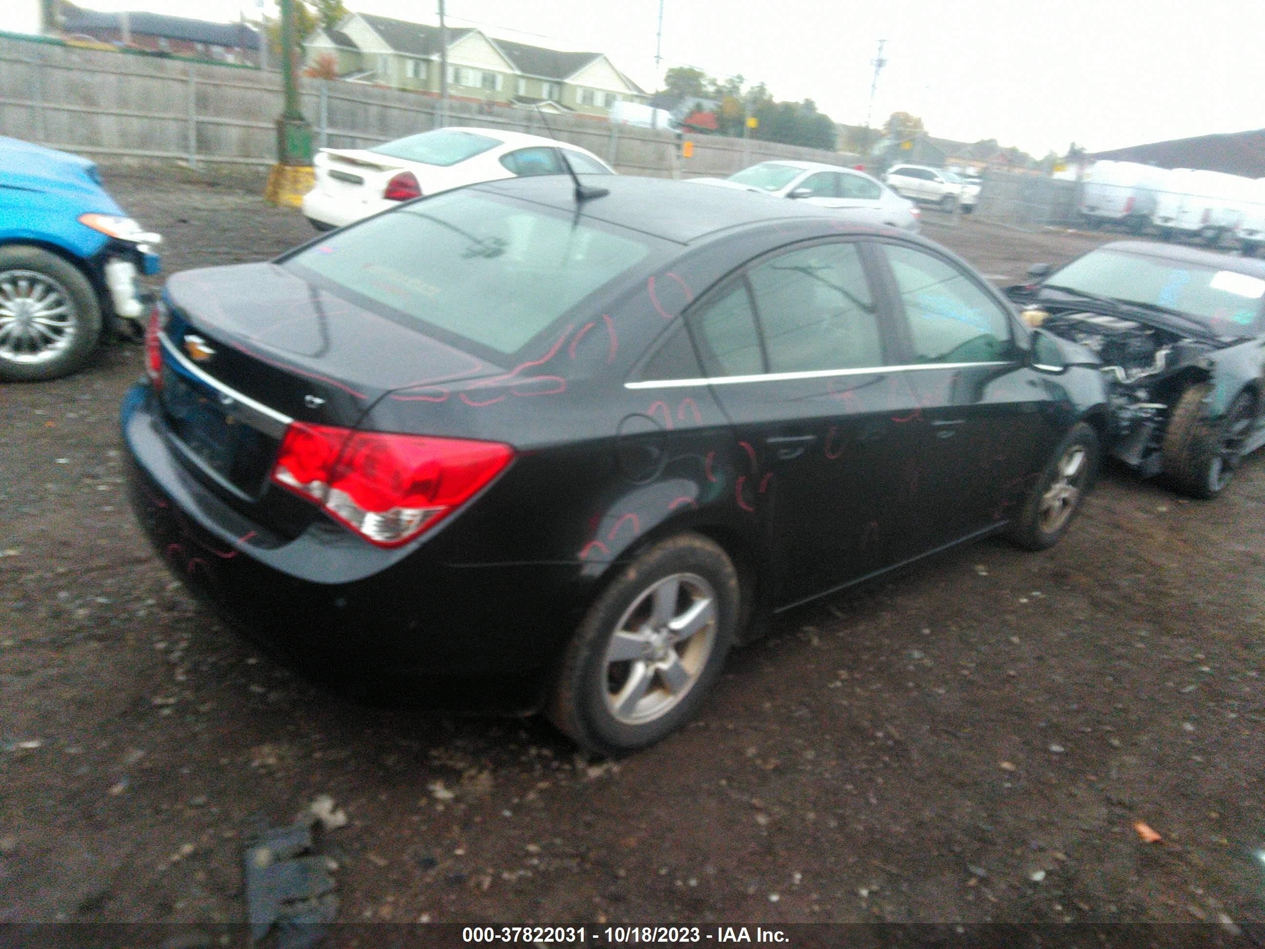 Photo 3 VIN: 1G1PC5SB2E7416575 - CHEVROLET CRUZE 