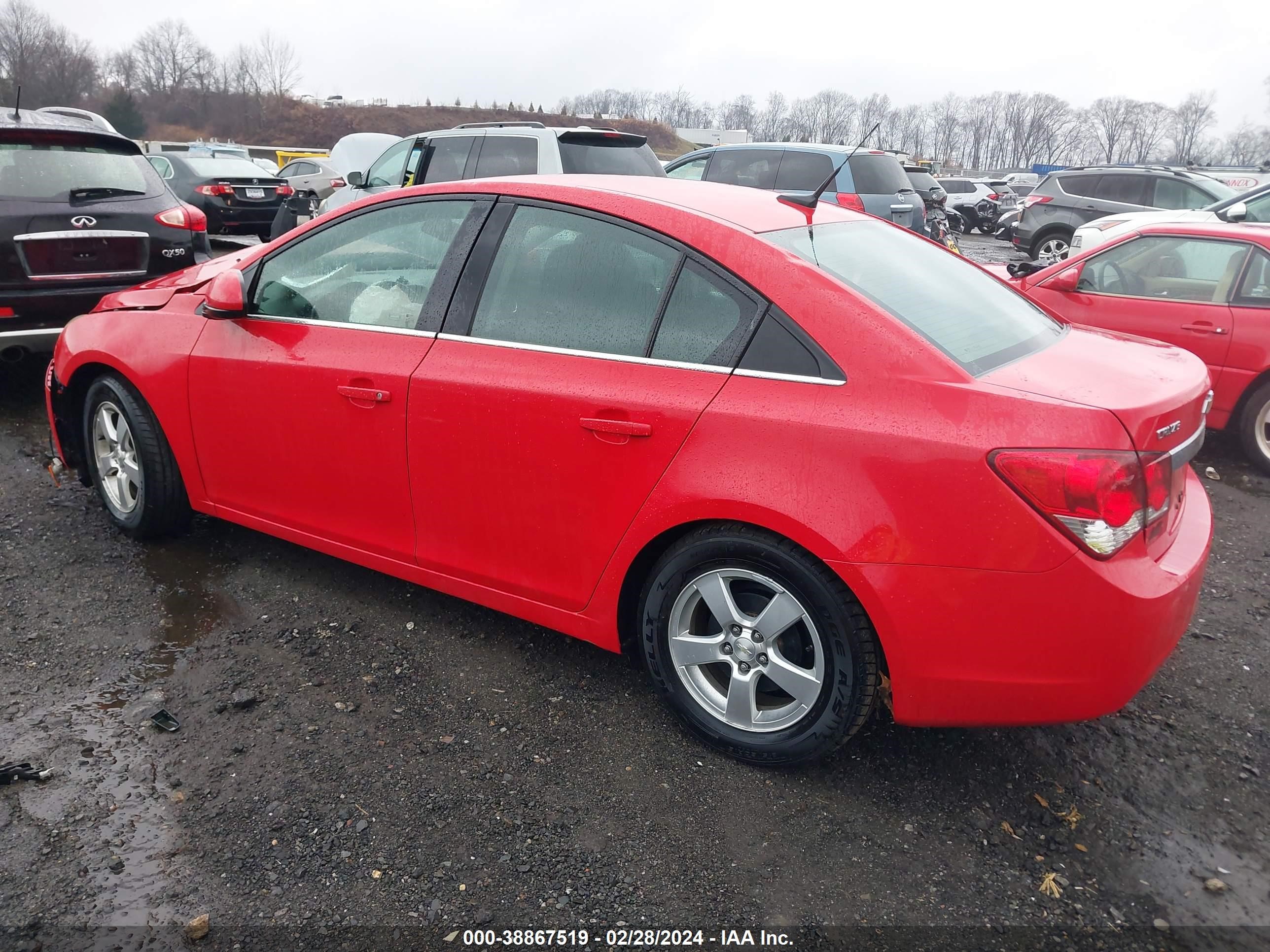 Photo 2 VIN: 1G1PC5SB2E7447518 - CHEVROLET CRUZE 