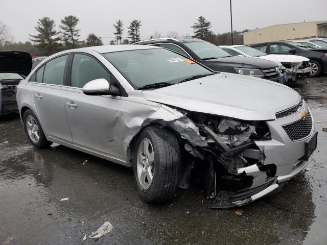 Photo 3 VIN: 1G1PC5SB2E7484343 - CHEVROLET CRUZE 