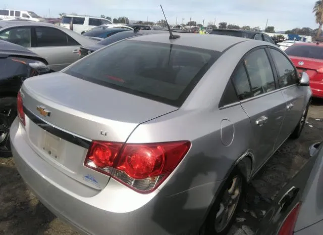 Photo 3 VIN: 1G1PC5SB3D7186060 - CHEVROLET CRUZE 