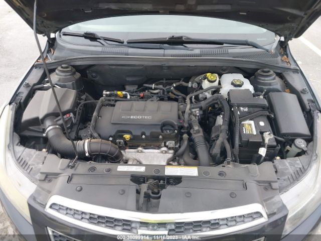 Photo 9 VIN: 1G1PC5SB3D7313602 - CHEVROLET CRUZE 