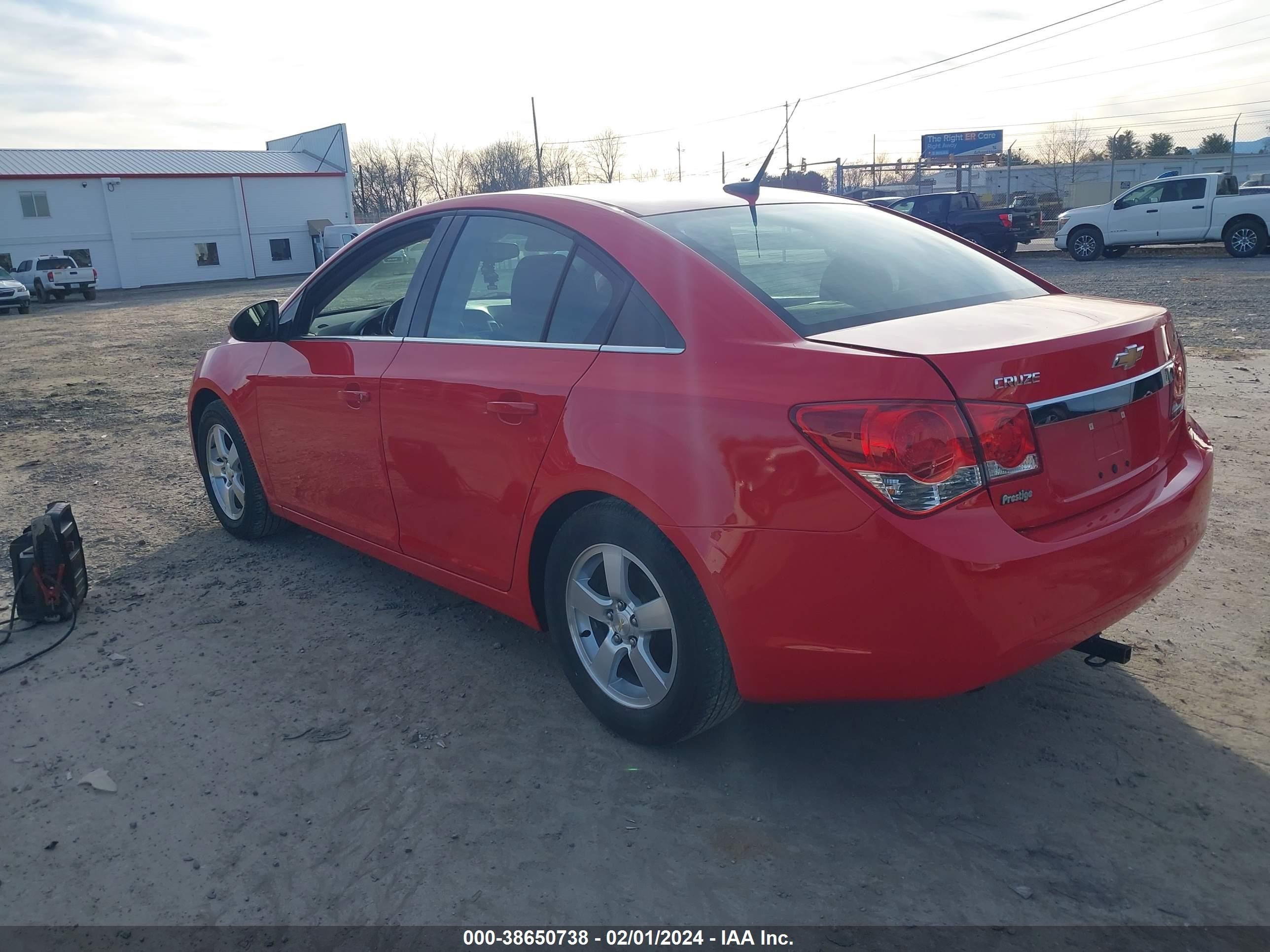 Photo 2 VIN: 1G1PC5SB3E7154128 - CHEVROLET CRUZE 