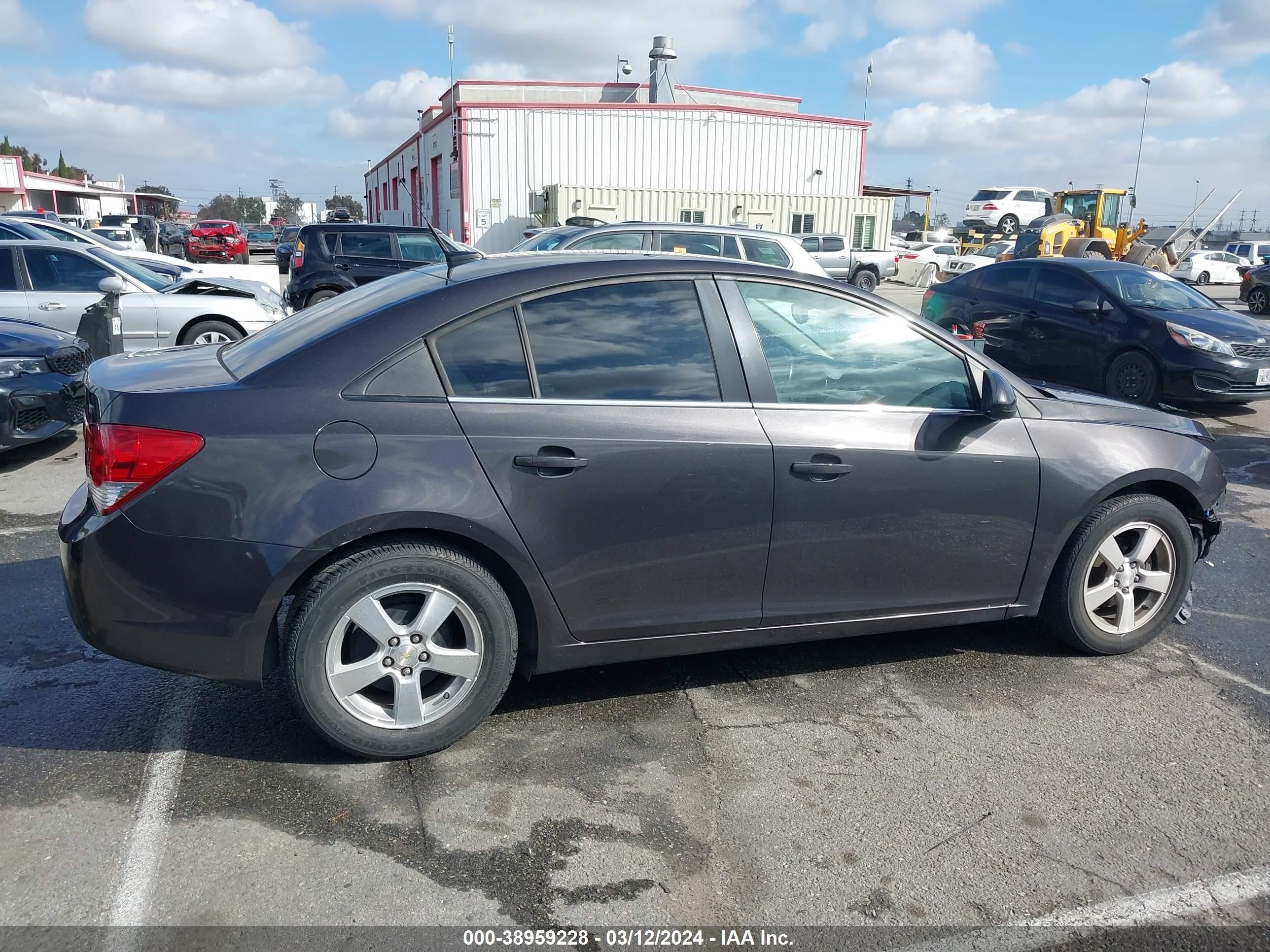 Photo 13 VIN: 1G1PC5SB3E7163511 - CHEVROLET CRUZE 